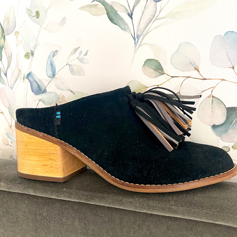 TOMS Leila Mule 7.5 Gently Worn